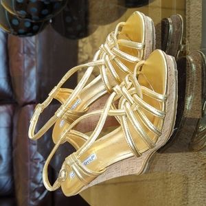 Charles David Gold Metallic Cork Wedges sz 7.5